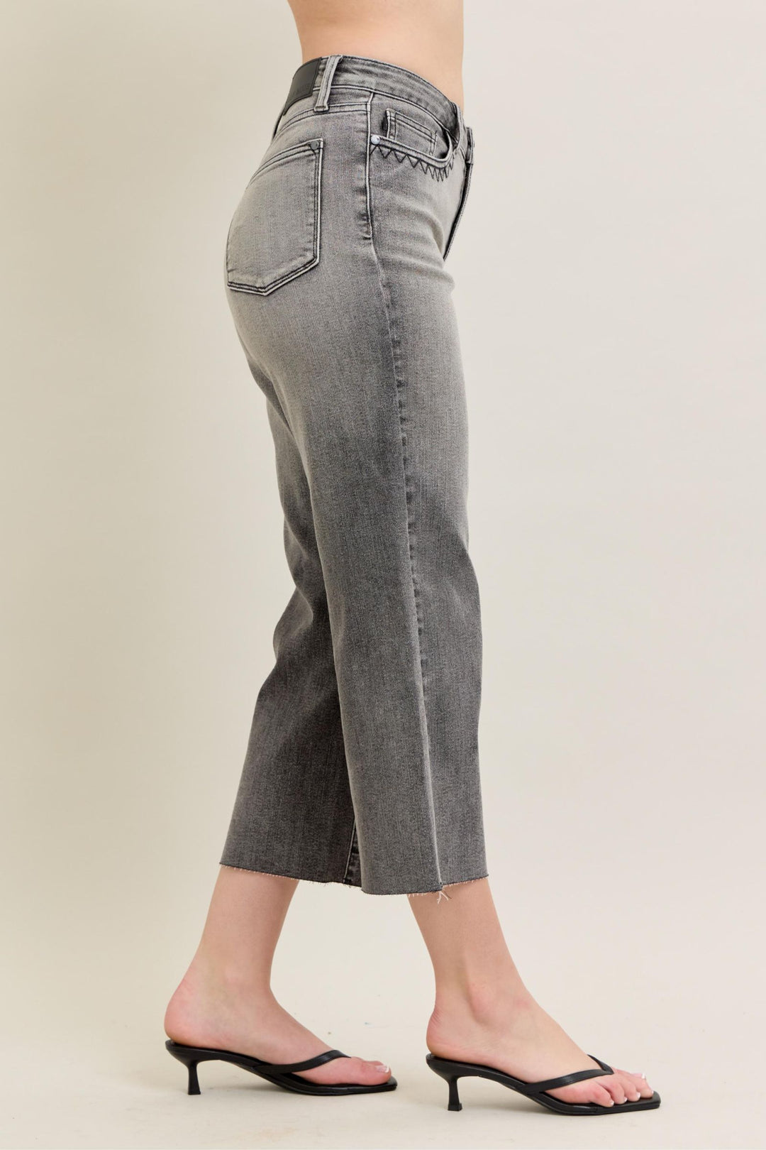 Judy Blue High Waist Vintage Grey Wash & Front Pocket Embroidery Crop Wide Jean