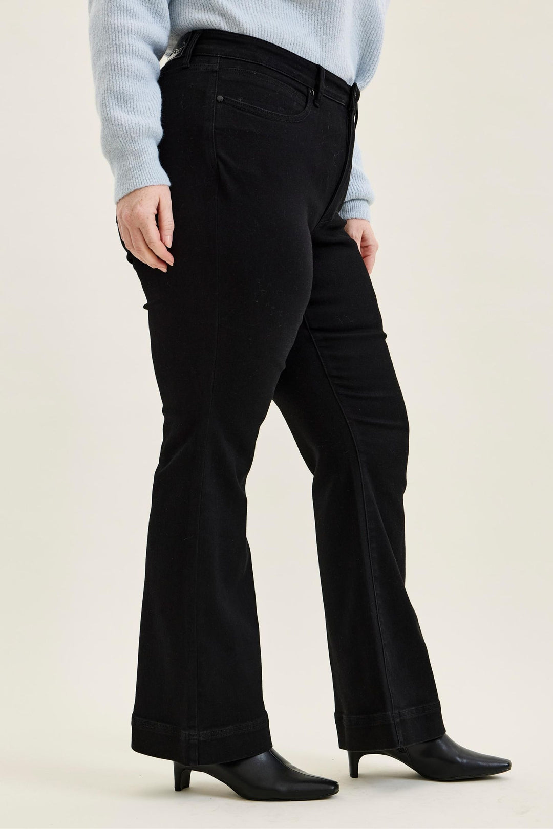 Judy Blue High Waist Tummy Control DAISY Bootcut Black Edit Jeans - Plus