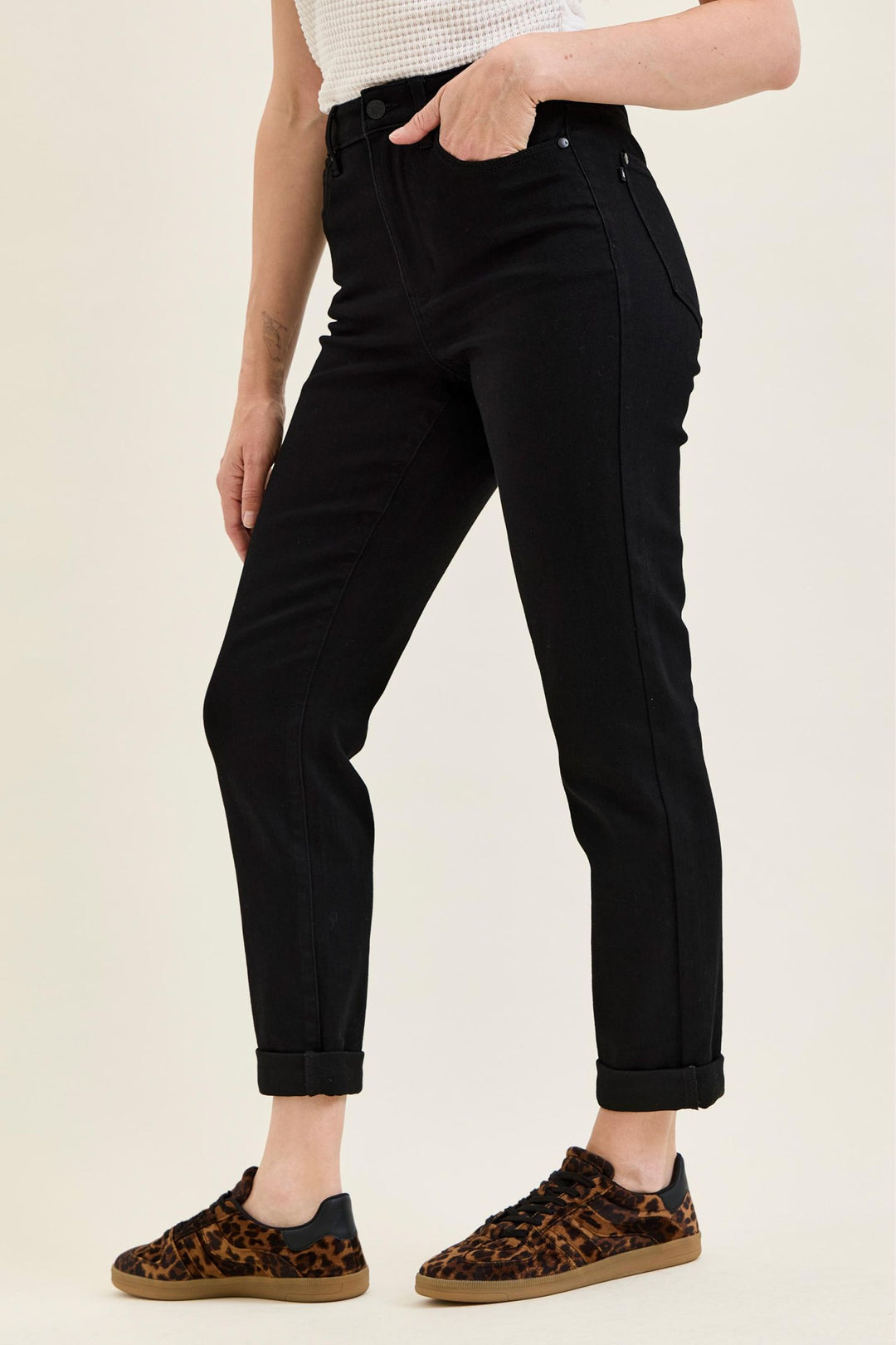 Judy Blue High Waist TARA Girlfriend Black Edit Jeans