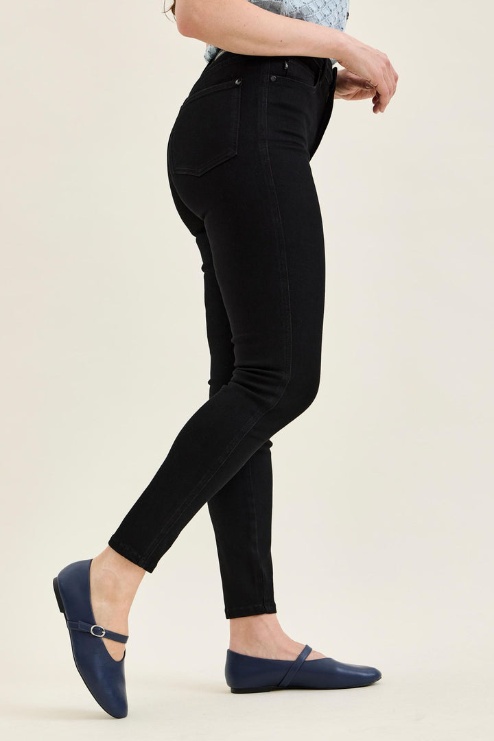 Judy Blue High Waist Tummy Control SIENNA Skinny Black Edit Jean