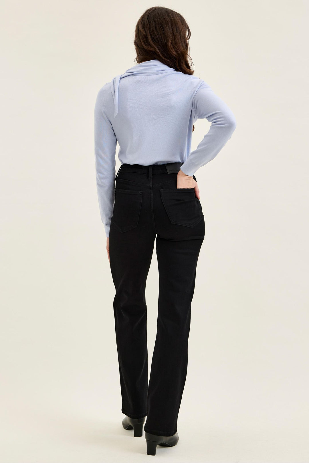 Judy Blue High Waist Tummy Control KIMBERLY Classic Straight Black Edit Jeans
