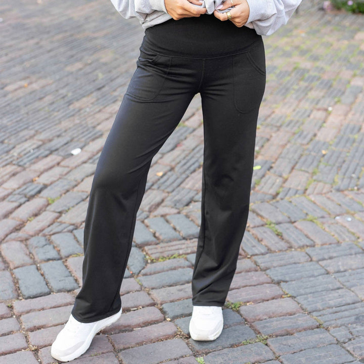 Fleece Lined Straight Leg Lounge Pants in Black