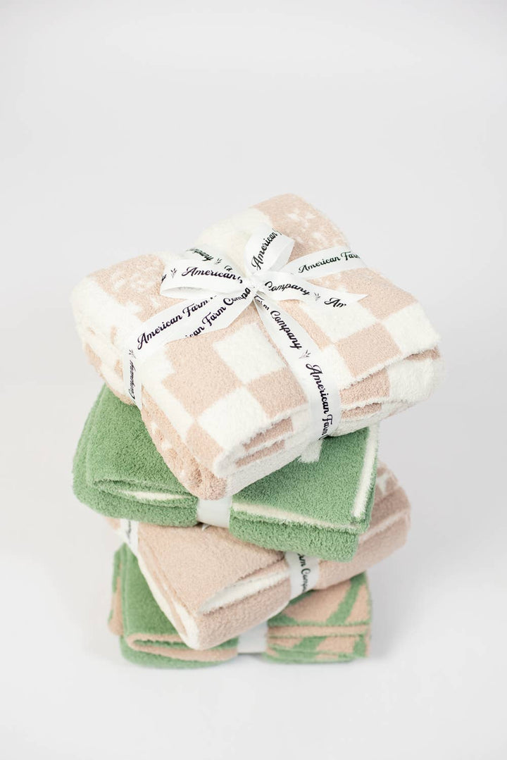 AFC Cream/White Farm Checkers Stretchy Throw Luxe Blanket