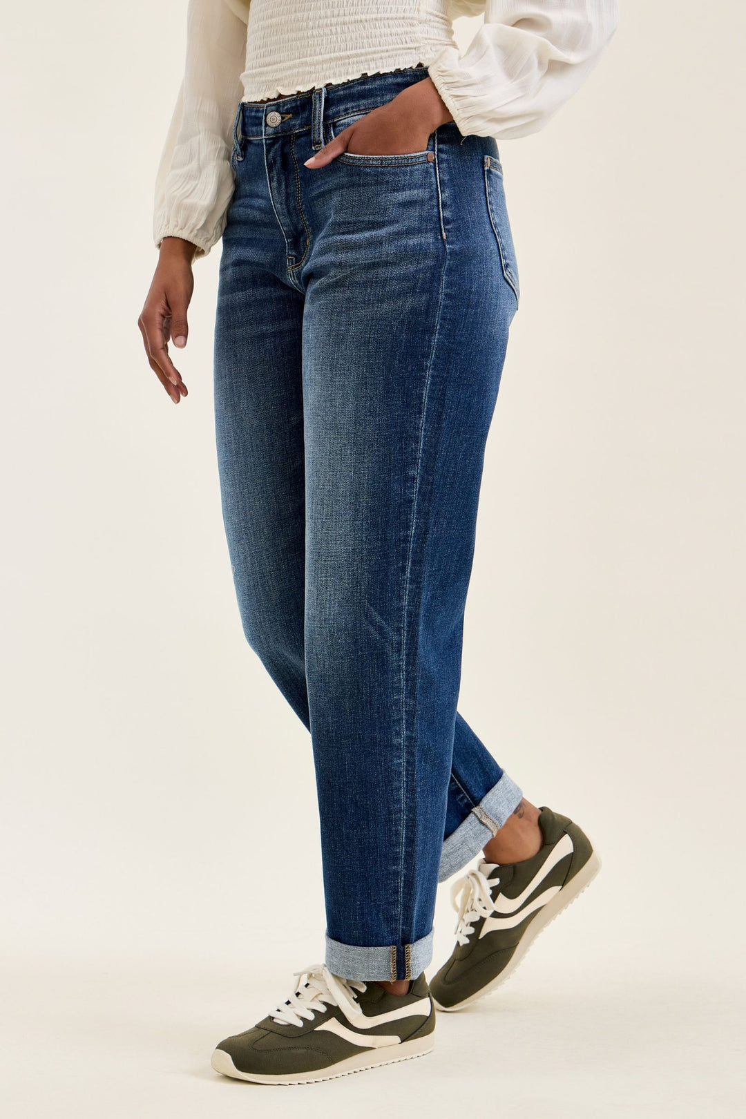 Judy Blue Mid Rise BILLIE Boyfriend DK True Indigo