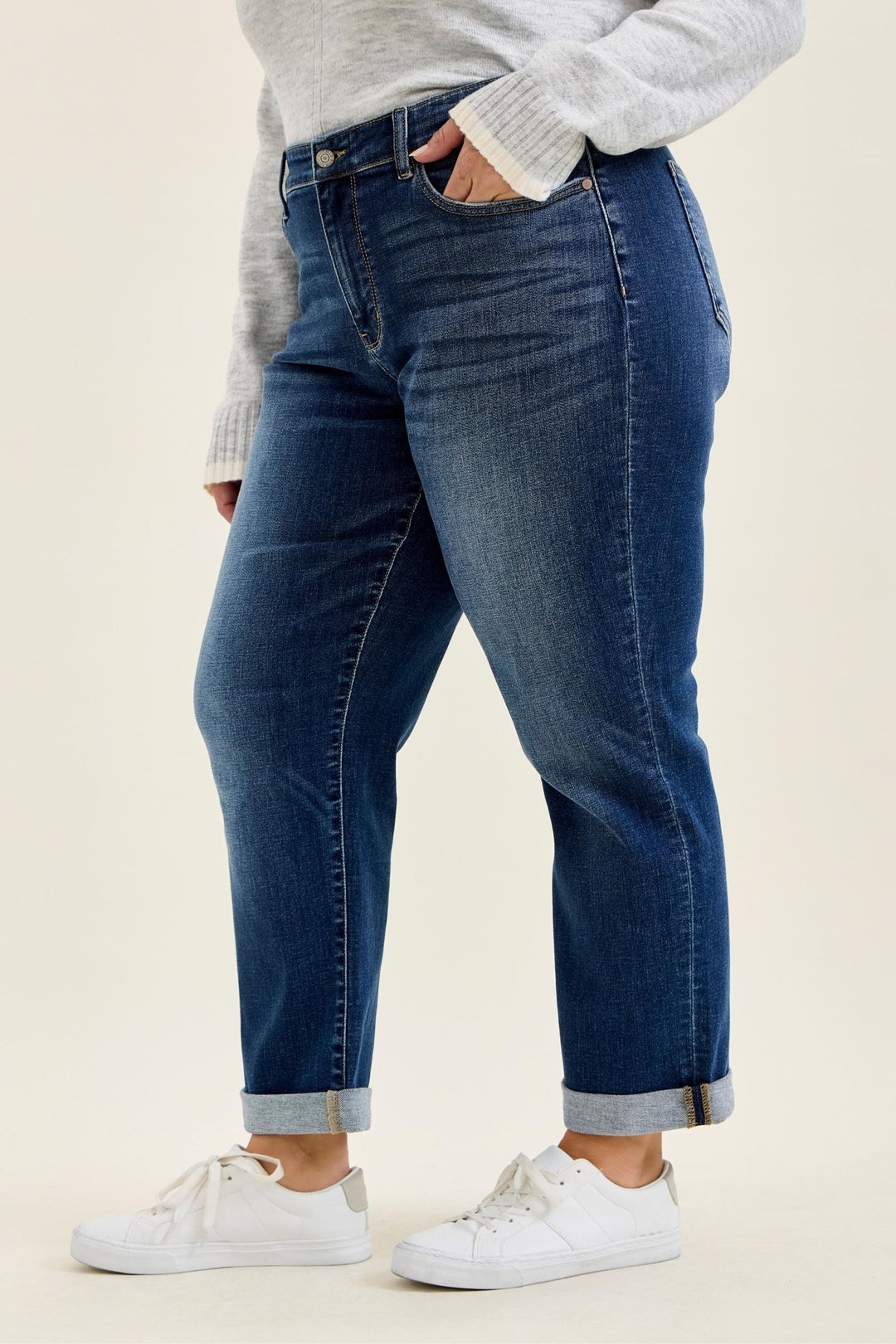 Judy Blue Mid Rise BILLIE Boyfriend DK True Indigo - Plus Sizes
