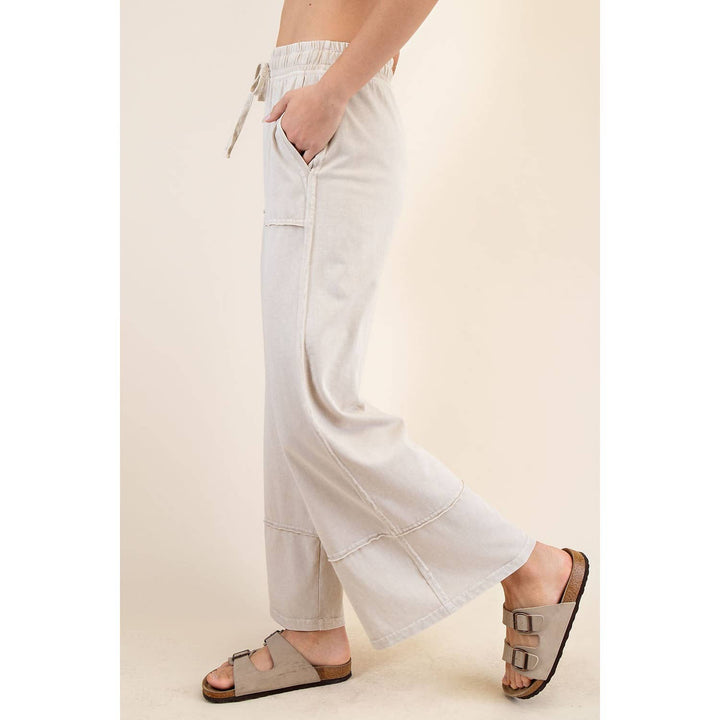 New Colors MINERAL WASHED WIDE LEG PANT - Mocha