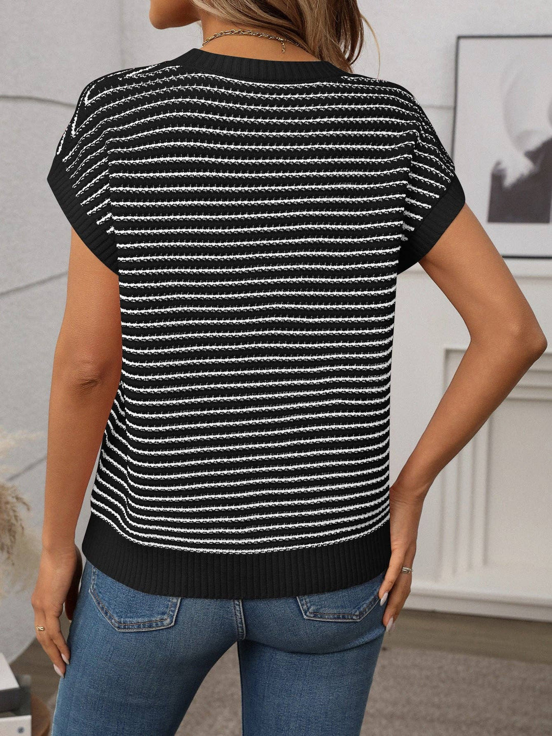 Crew Neck Knit Top Casual Stripe Color Clash Sweater - Black & White