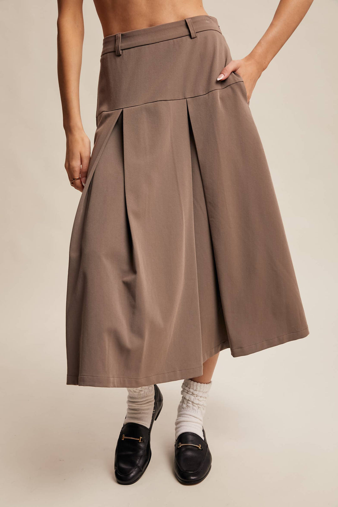 Pleated High-Waisted Midi Skirt - Mocha