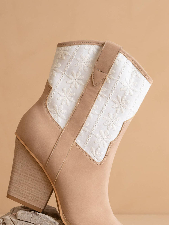 The Sutton Dusty Pink | Floral Embroider Cowboy Western Boot