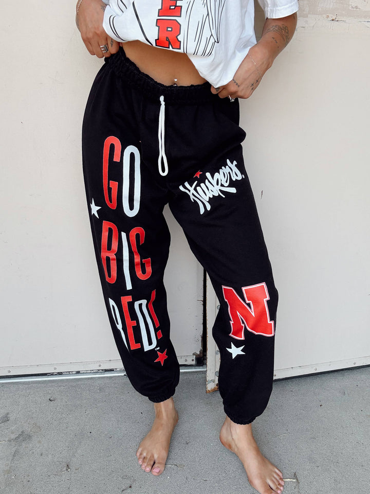 Go Big Red Icon Joggers - Black