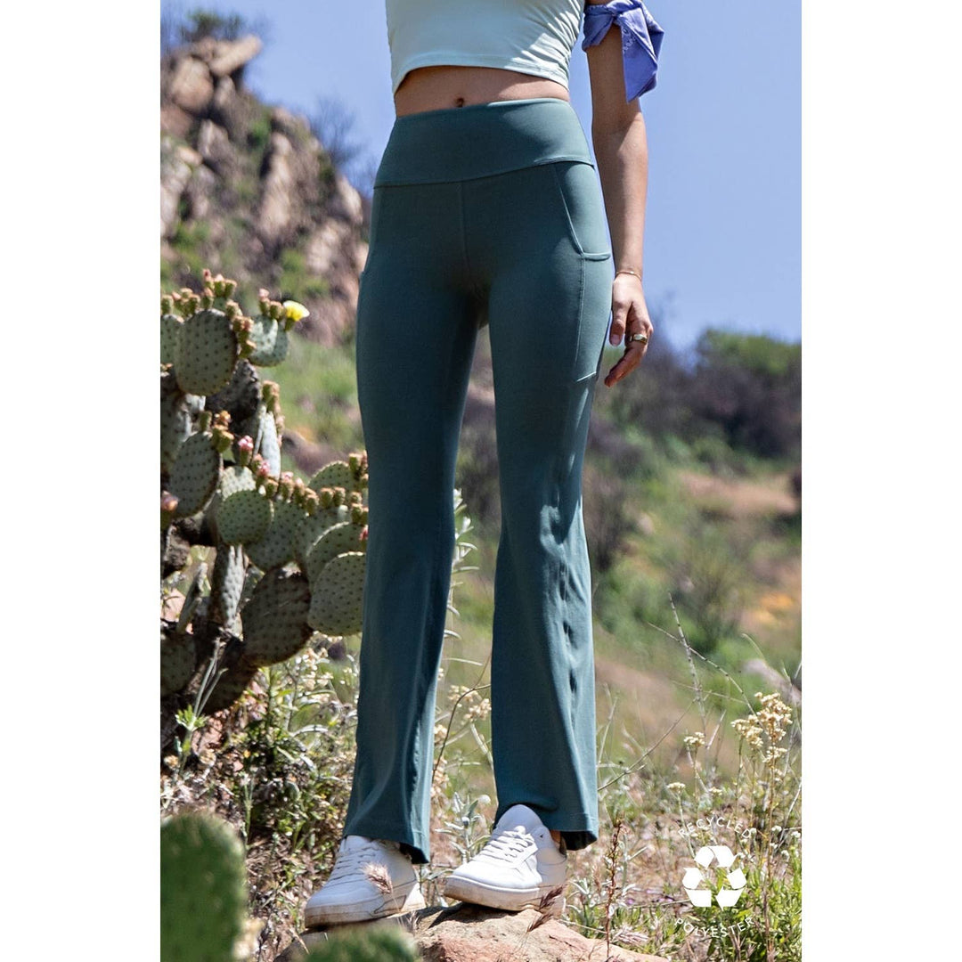 RAE MODE RECYCLED BUTTER FLARED LEGGINGS - TRUE RED