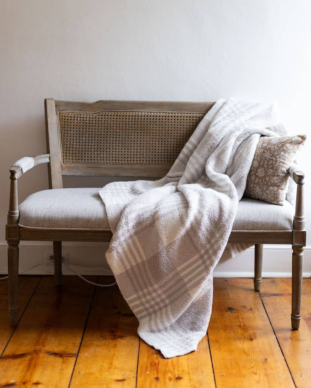 Cozy Cloud Blanket In Neutral Plaid