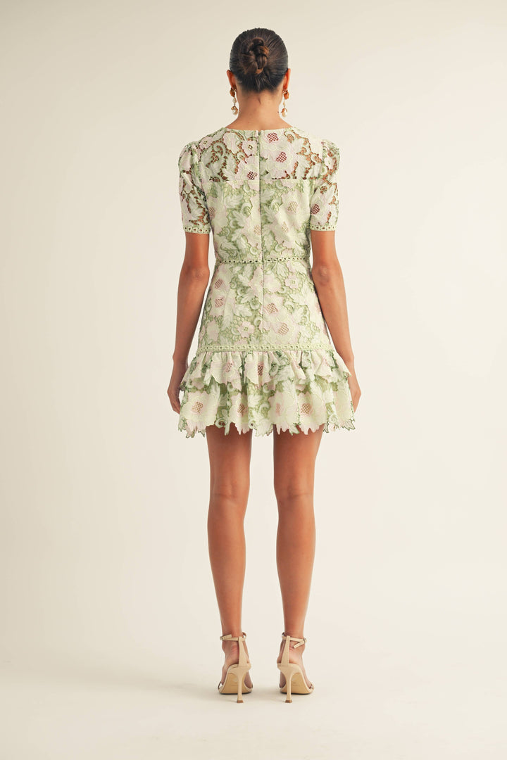 Haley - Short Slv Sweetheart Floral Lace Fitted Mini Dress
