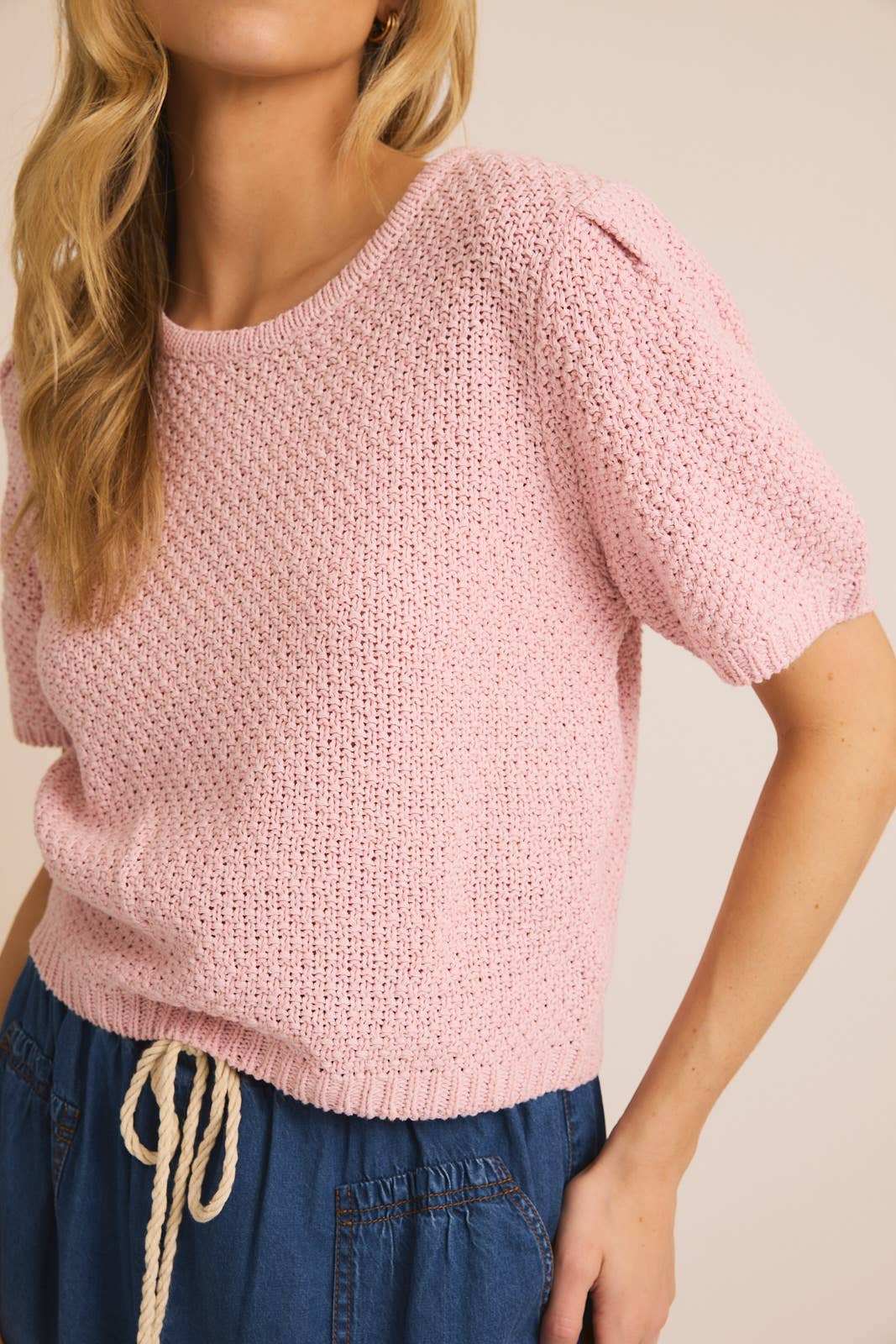 GILLI PUFF SLEEVE ROUND NECK TEXTURE SWEATER TOP