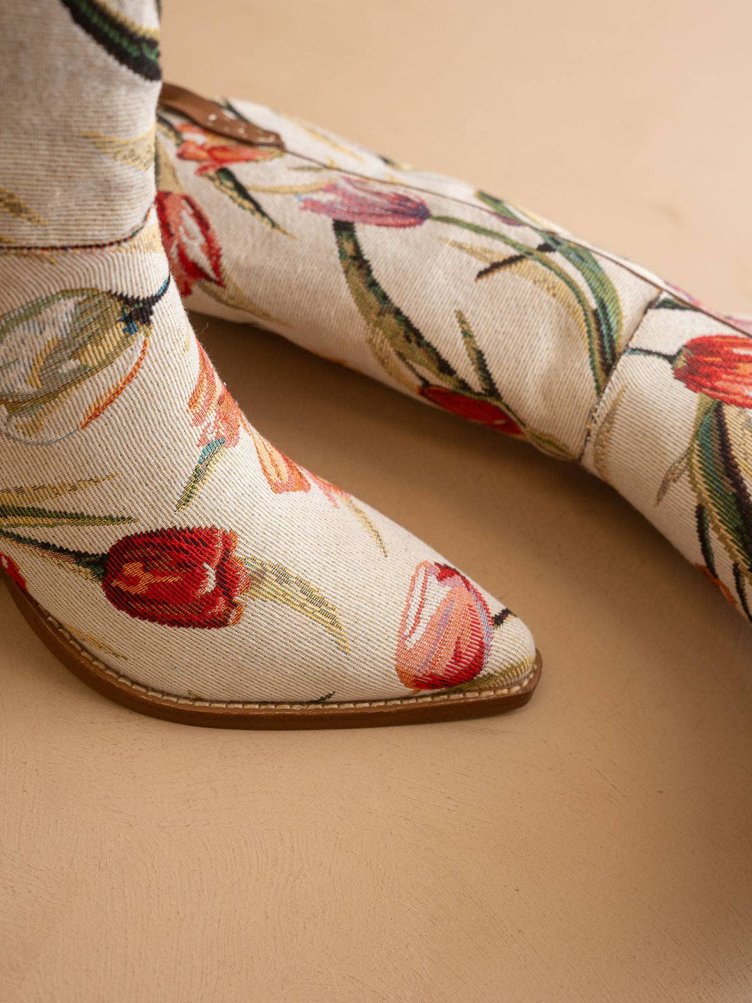 The Tesha | Beige Tulip Floral Cowboy Boot