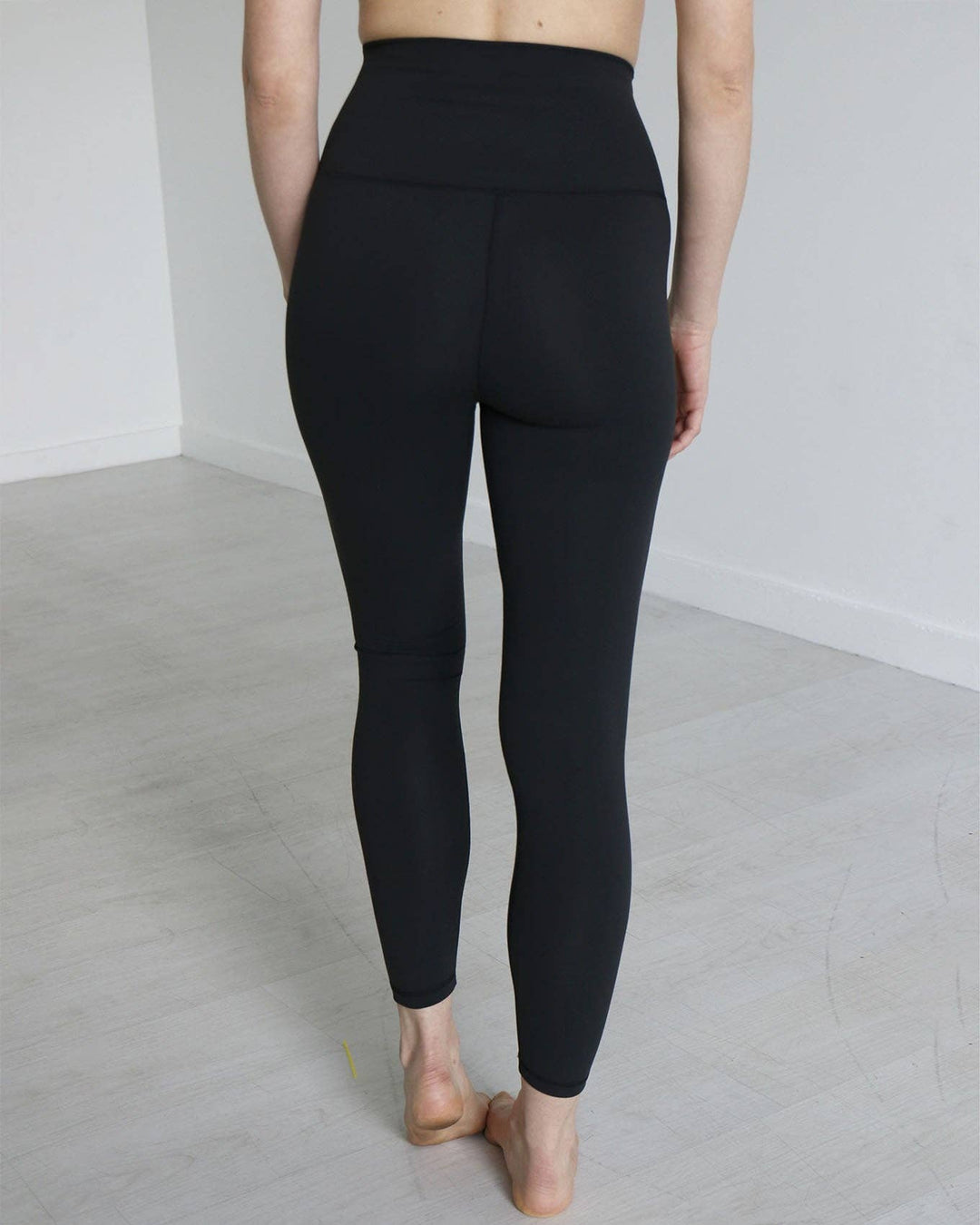 Best Squat Proof Pocket Leggings in Black