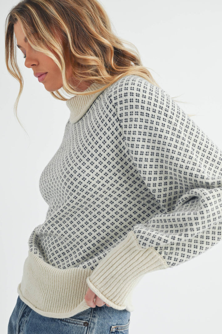 Echo Sweater - White/Navy