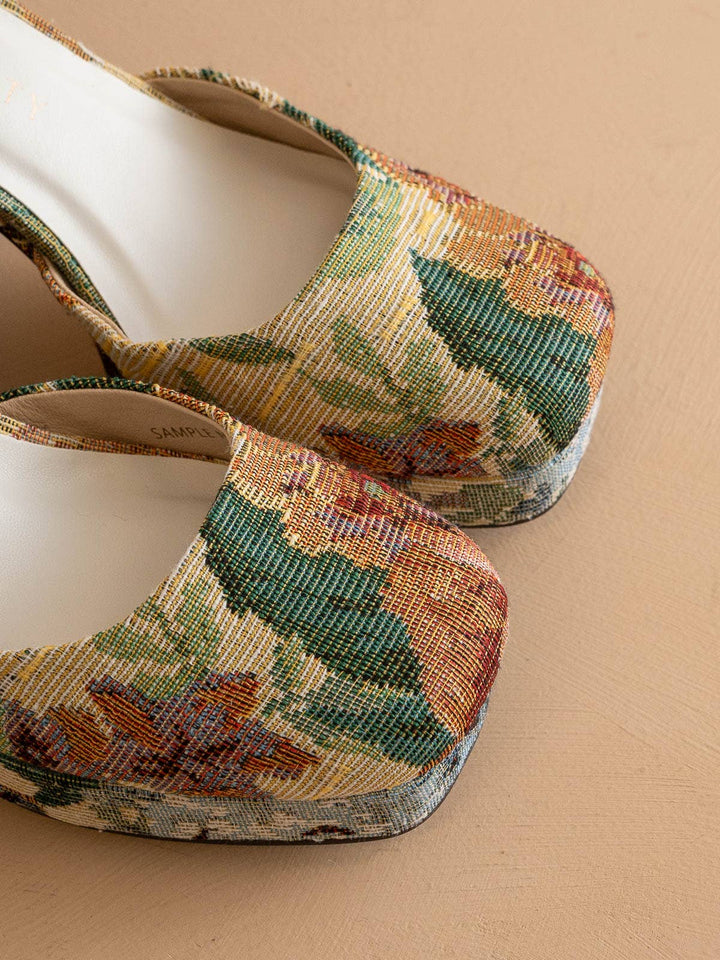 The Oslo | Tapestry Chunky Platform Mary Janes