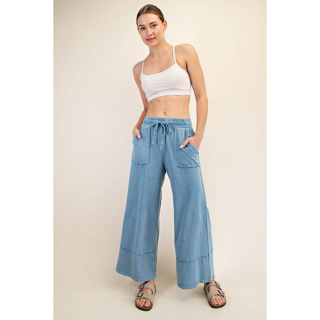 New Colors MINERAL WASHED WIDE LEG PANT - Mocha