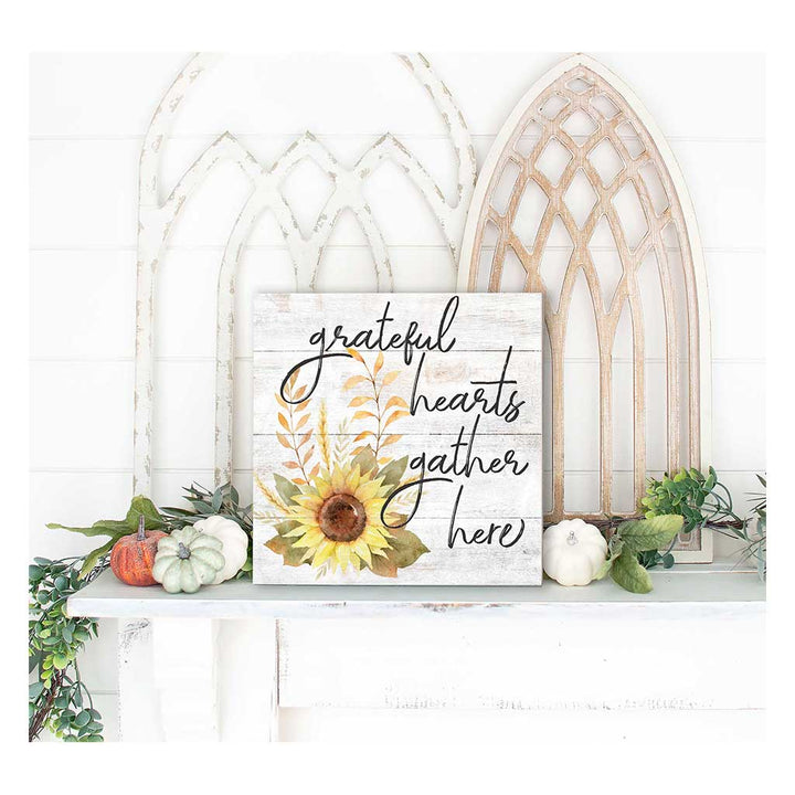 10x10 Grateful Hearts Gather Sunflower Sign