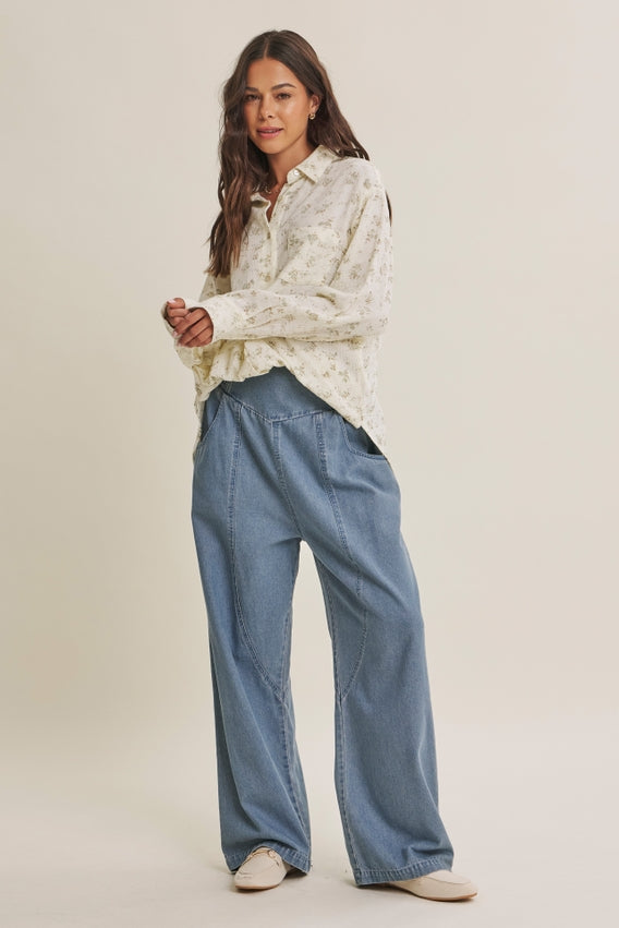 Sunday Stroll Floral Button-Up