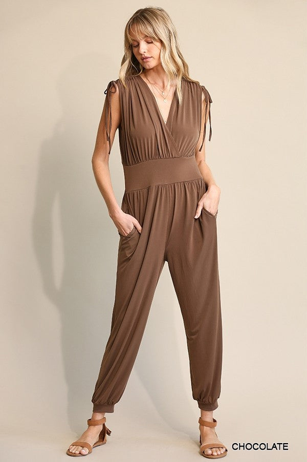 Solid & Ruched Drawstring Detail Jogger Jumpsuit- In Chocolate