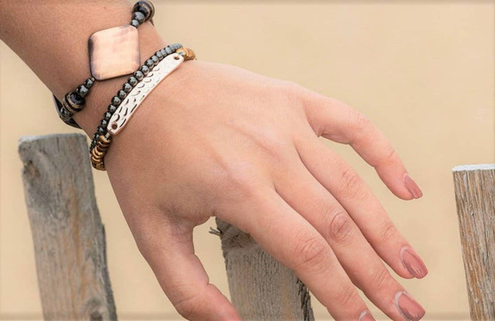 Hammered copper bar and black magnetic beaded bracelet