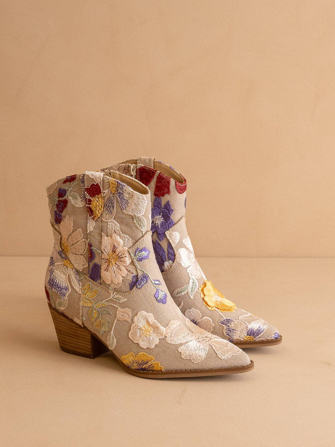 The Wanda | Taupe Floral Applique Western Boot