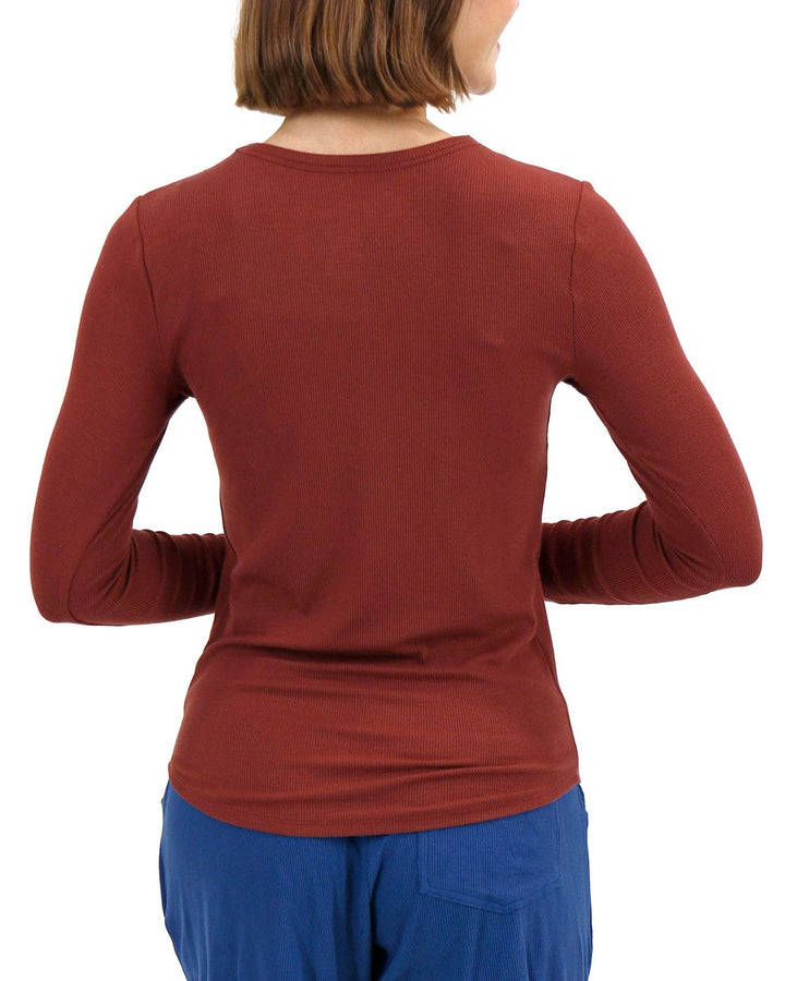 Essential Ribbed Long Sleeve Tee In Rust