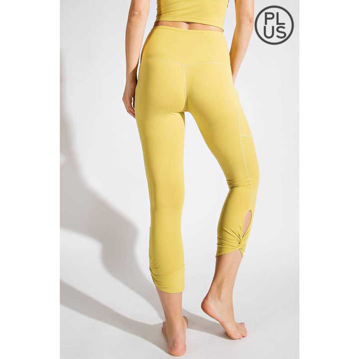 RAE MODE PLUS SIZE CAPRI KEYHOLE YOGA LEGGINGS - DESERT SUN