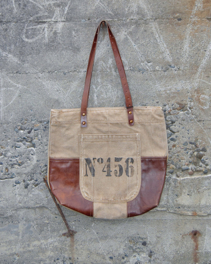 No 456 Tote