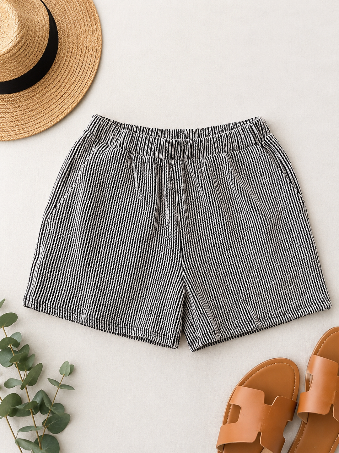 RIBBED TEXTURED LOUNGE SHORTS - Ivory/White