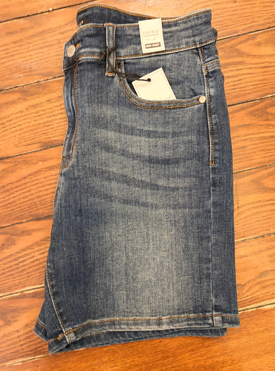 Judy Blue-Dark Wash High Rise Non-Distressed Shorts.