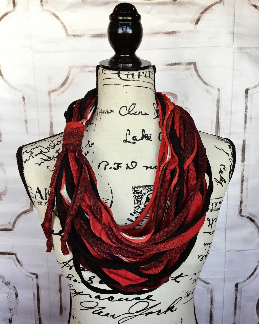 Dona Bela Shreds Classic Scarf