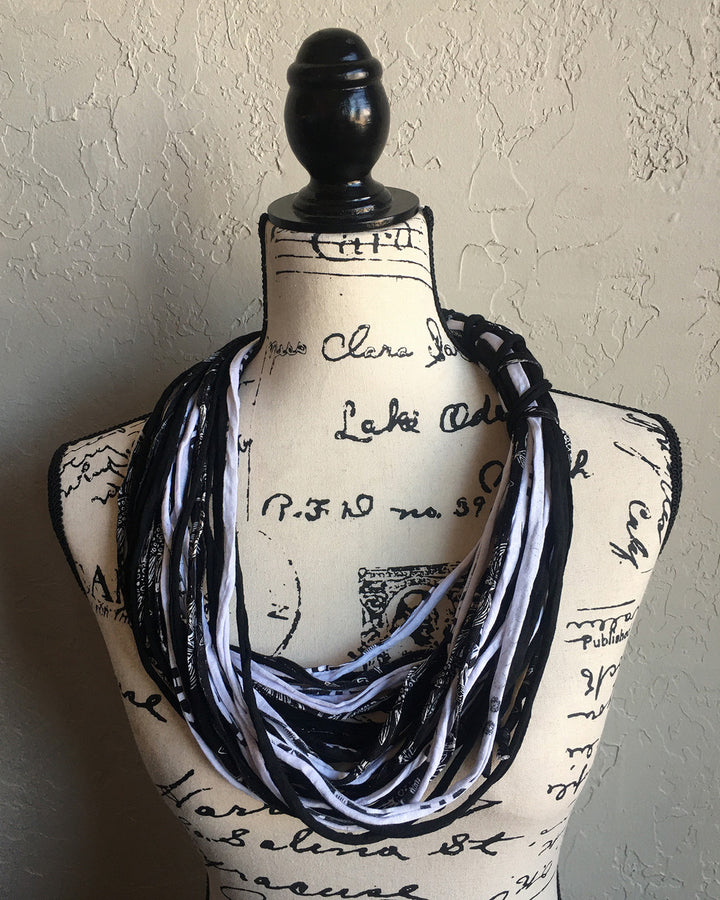 Dona Bela ClassicLT Shred Scarf  004 - Grays/Black/White