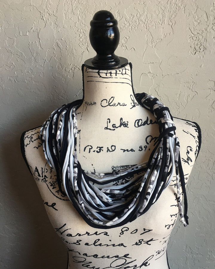 Dona Bela ClassicLT Shred Scarf  005 - Grays/Black/White