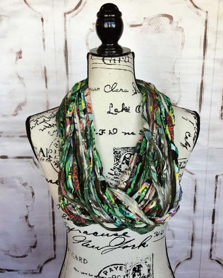 Dona Bela Shreds Lite Scarf