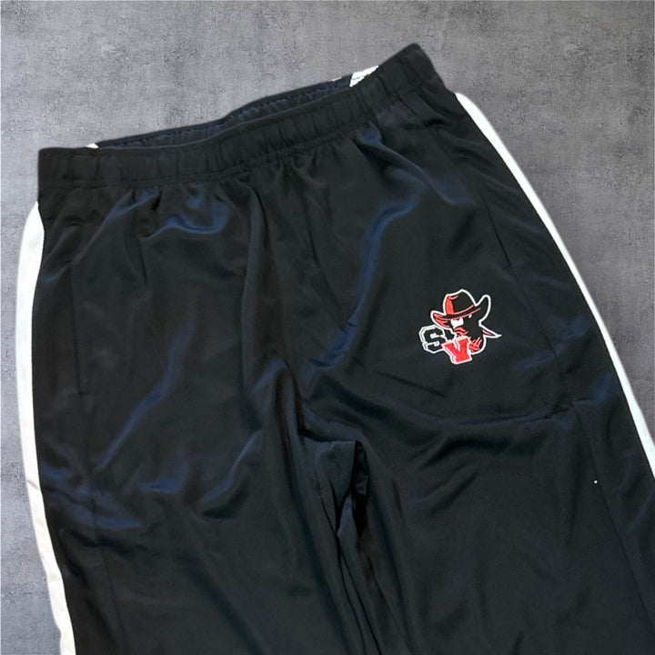 Youth Mavericks Traction Pant with Embroidery - Black/White