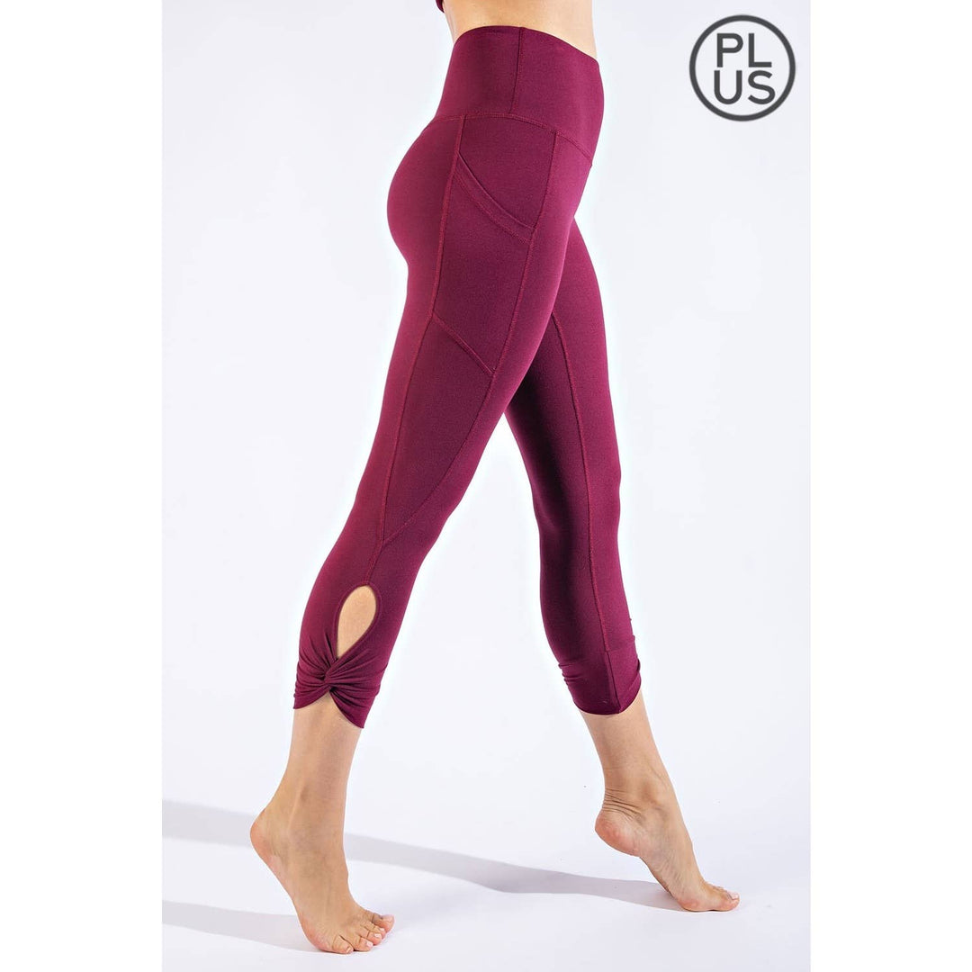 RAE MODE PLUS SIZE CAPRI KEYHOLE YOGA LEGGINGS - DESERT SUN