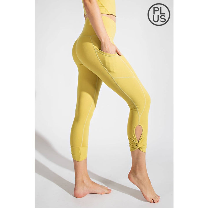 RAE MODE PLUS SIZE CAPRI KEYHOLE YOGA LEGGINGS - DESERT SUN