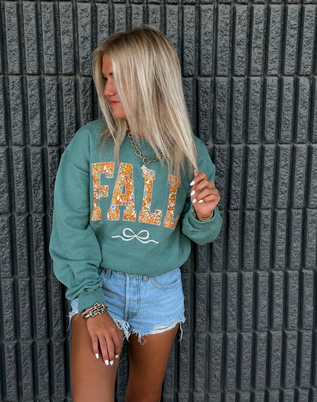 Fall in Bloom Appliqué Sweatshirt
