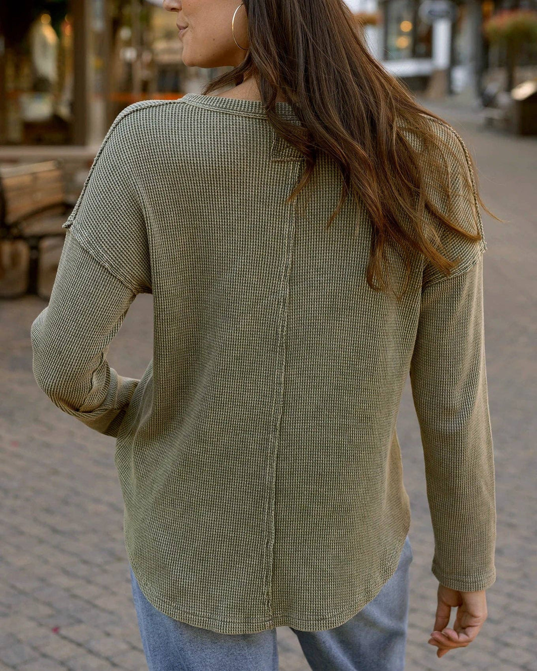 Mineral Washed Waffle Henley in Chive