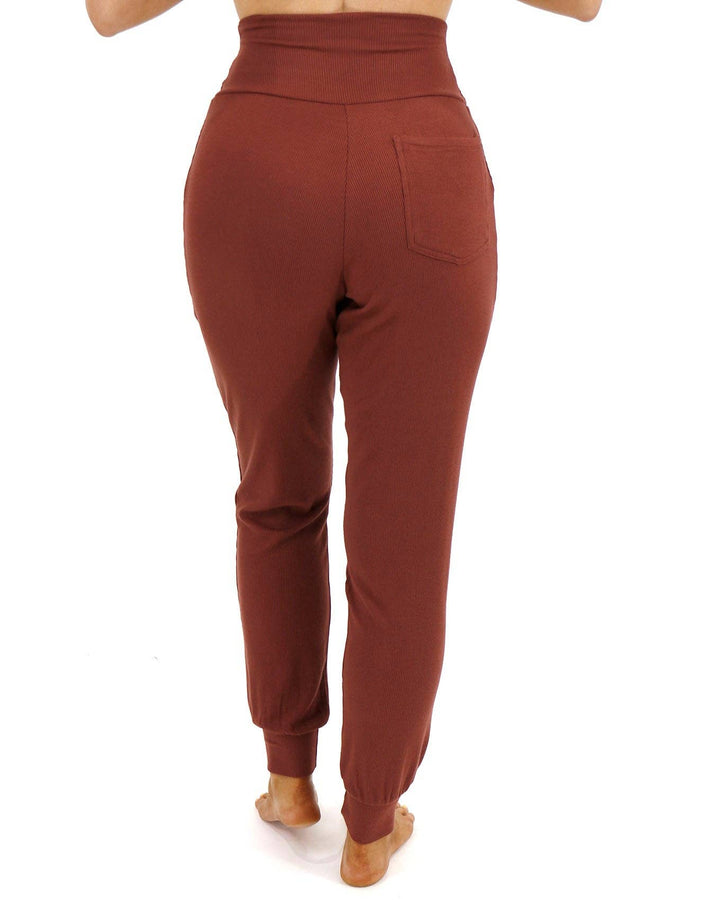 Essential Ribbed Jogger Pants In Rust