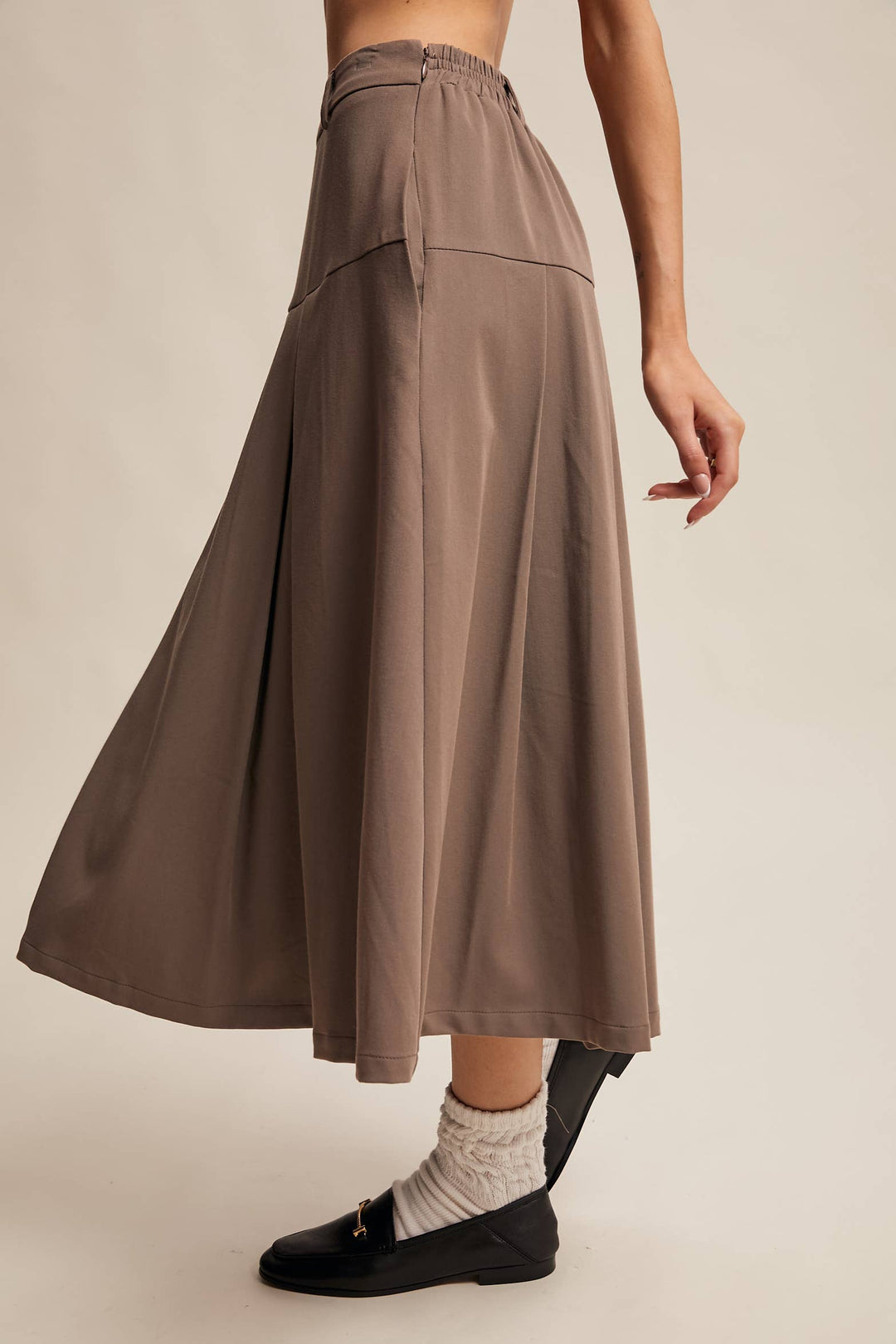 Pleated High-Waisted Midi Skirt - Mocha