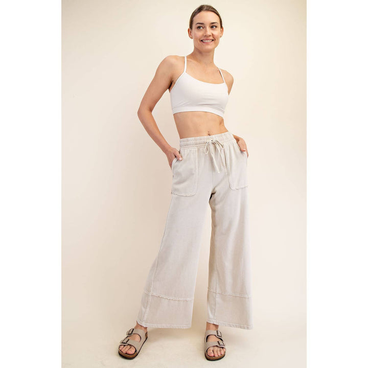 New Colors MINERAL WASHED WIDE LEG PANT - Mocha