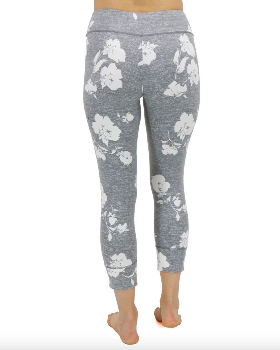 Cropped Summer Weight Live-In Loungers in Grey Floral