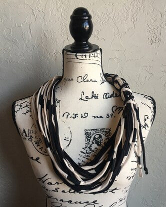 Dona Bela ClassicLT Shred Scarf  002 - Grays/Black/White