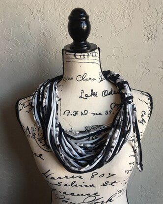 Dona Bela ClassicLT Shred Scarf  005 - Grays/Black/White