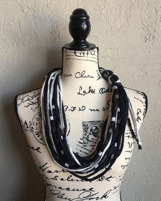 Dona Bela ClassicLT Shred Scarf  009 - Grays/Black/White