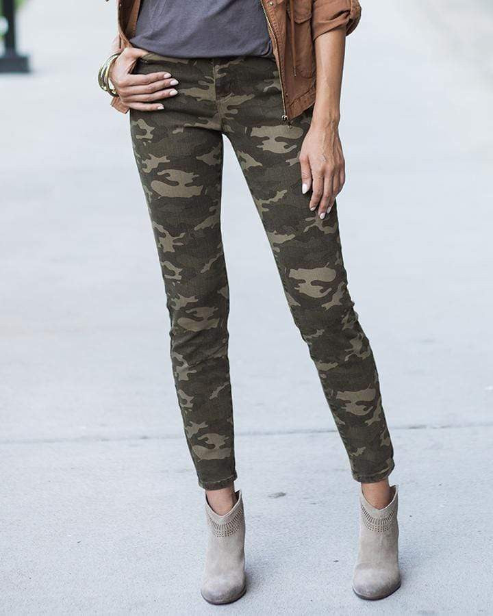 Grace and Lace Camo Mid-Rise Zip Up Jeggings